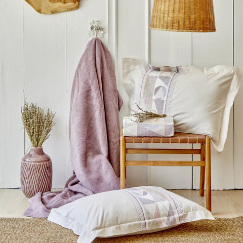 Karaca Home Frenela Lila Bettwäsche Set mit Tagesdecke