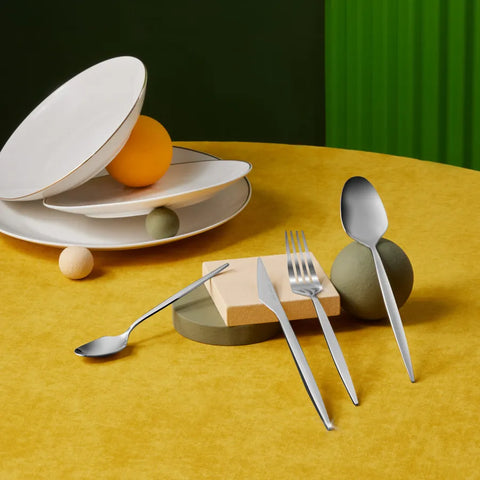 Karaca Thor 316+ 84-teiliges Besteckset für 12 Personen